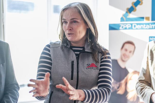 Ein gutes Zeitmanagement sei essentiell, wenn man wie Gerhild Stadtschnitzer-Kolb Vollzeit arbeite und Kinder habe.  | Foto: Klaus Pressberger