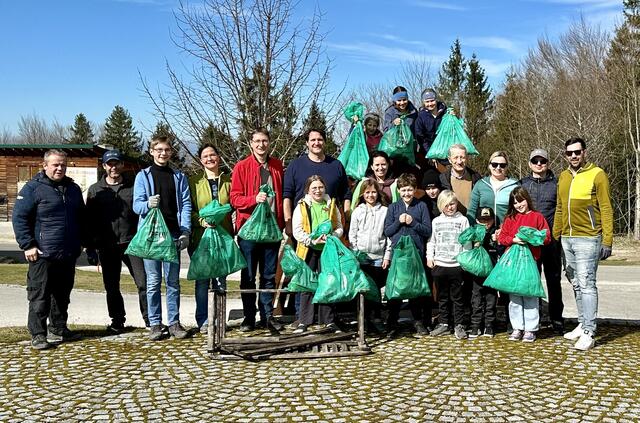 In Oberschlierbach wurde gemeinsam Müll gesammelt. | Foto: Gemeinde Oberschlierbach