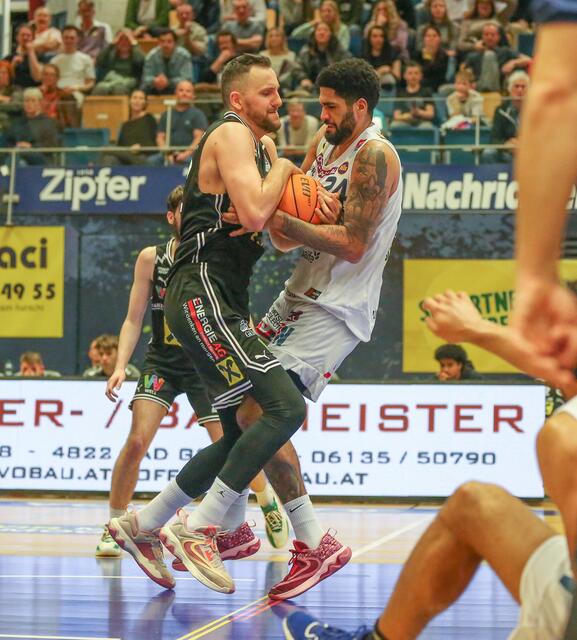 Die Swans unterlagen im OÖ-Derby den Flyers aus Wels. | Foto: Kienesberger