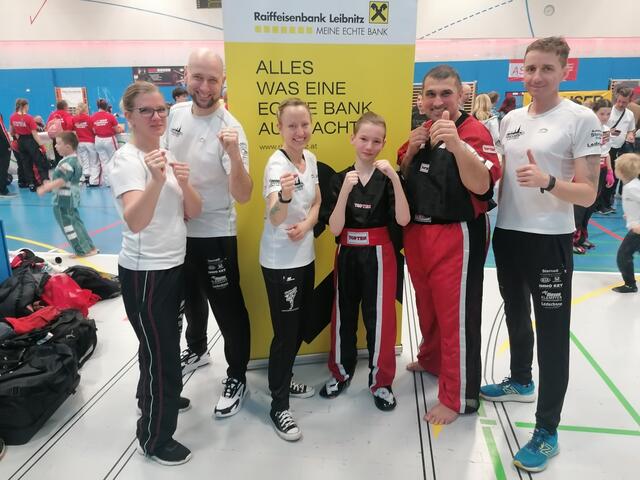 Sandra Kupsa (Coach), Stephan Kupsa, Jasmin Kernbauer, Lars Zimmermann, Rene Wilhelm und Günter Schiefer (Trainer/Coach). | Foto: askö