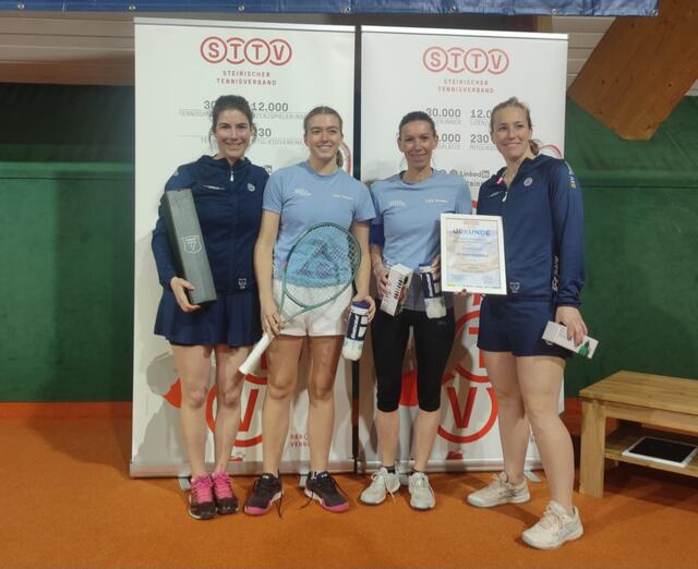 Sie holten den Titel nach Bruck: Jasmin Buchta, Leni Bischof, Katrin Eisenberger und Raphaela Steinwender. | Foto: STTV