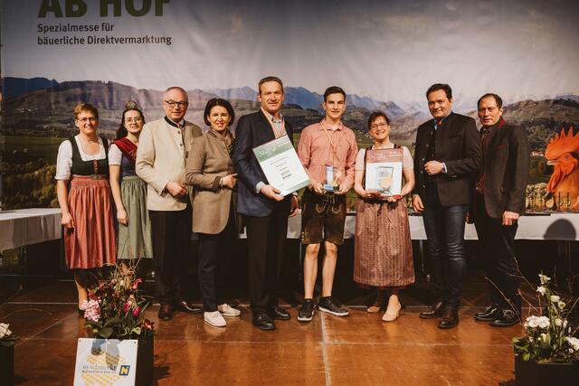 Andreas Moser aus Mitterkirchen: eine Goldene Birne und ein Goldenes Stamperl. | Foto: Michael Schafranek
