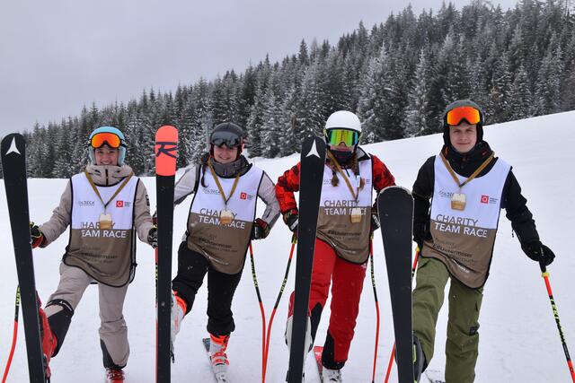 EBUntermoser: Jana-Lena Auer, Emily Madlen Untermoser, Leonie Glanznig und Philipp Oberzaucher | Foto: RegionalMedien