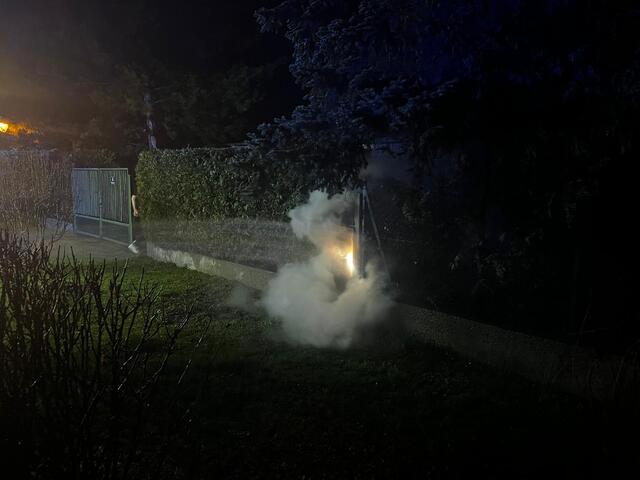 Brand im Verteilerkasten wurde vermutlich durch starken Regen ausgelöst. | Foto: Thomas Lenger, Monatrevue