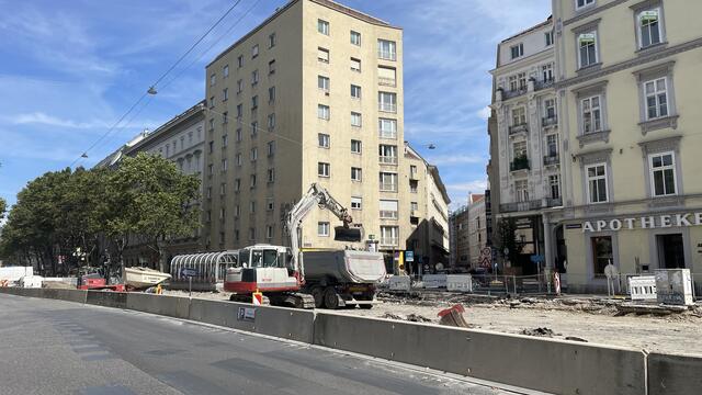 In der Praterstraße wird seit Sommer 2023 gearbeitet. Verläuft alles nach Plan, soll der Umbau noch 2024 beendet werden. | Foto: Kathrin Klemm