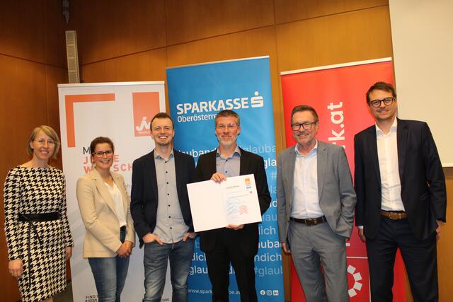 NeuGründung Perger Unternehmen hilft bei der Betriebsnachfolge Perg