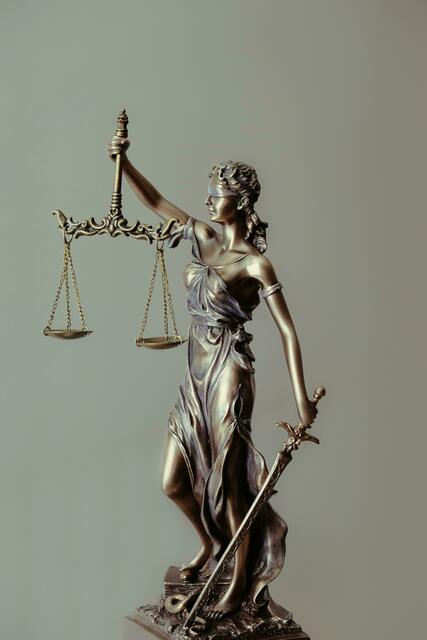 in 30 Jahre alter, bereits elf Mal vorbestrafter Mann ist am Dienstag am Wiener Landesgericht zu 18 Jahren Haft verurteilt worden. (Symbolbild) | Foto: Unsplash