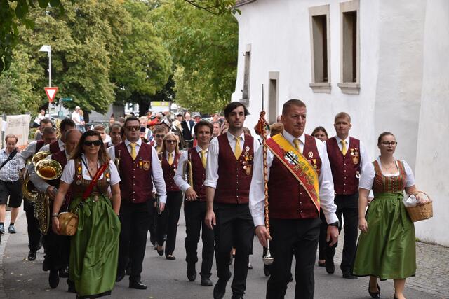 1.000 Euro für die Vereinskasse sowie einen Auftritt beim „Fest zum Regionalitätspreis“ gibt es zu gewinnen.  | Foto: Stefan Schneider
