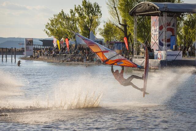 Fünf Tage Sport, Fun &amp; Party voller  innovativer Programmpunkte. Das ist das Surf Opening in Neusiedl am See. | Foto: Surf Opening