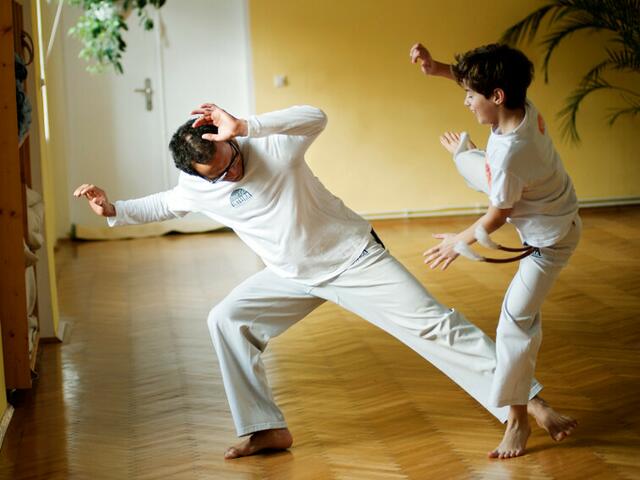 Wer immer schon mal Yu-Taekwondo ausprobieren wollte, hat in den Osterferien die Chance dazu.  | Foto: Barbara Mair