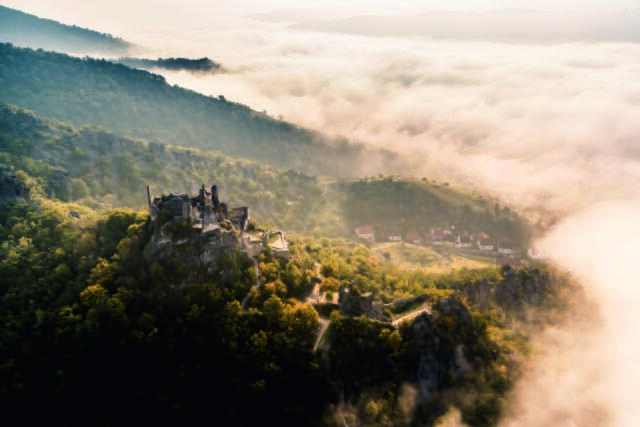 Ausflug im Waldviertel: zwischen alten Mauern und Weingärten. | Foto: Donau Niederösterreich / Robert Herbst