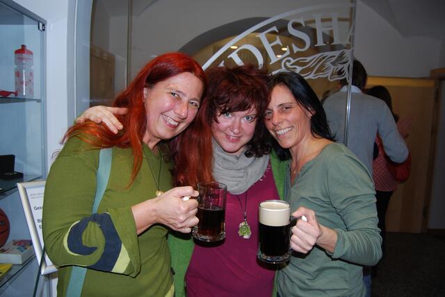 Monika Shwarzil, Elisabeth Fuchs und Maria Tueni | Foto: Caro Fegerl