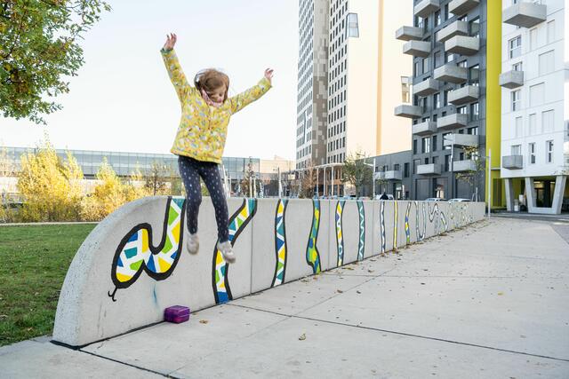 Den Anwohnerinnen und Anwohnern der Seestadt ist es jetzt möglich, ihre Grätzl mitzugestalten. Das geht mit dem "Ich. Du. Wir. Nachbarschaftsbudget".  | Foto: Luiza Puiu
