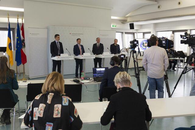 Foto: LPD NÖ Kontr Ing. Oliver Greene und Kontr Lukas Topf BSc