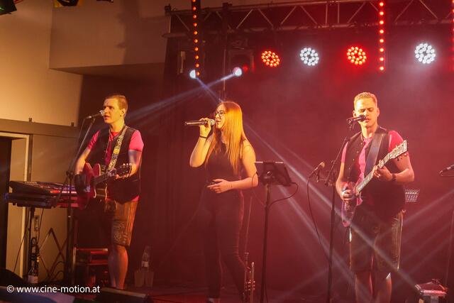 Partyband "ECHT STARK". | Foto: www.cine-motion.at / Ivanek