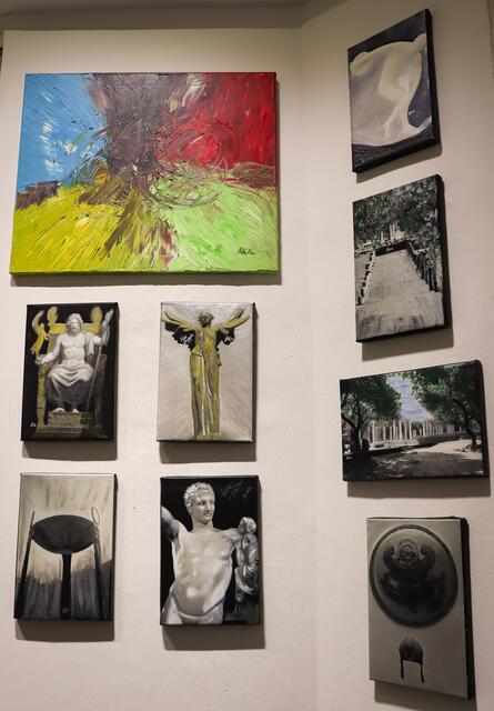 Bekannte Motive des antiken Griechenlands repräsentieren den olympischen Teil der Ausstellung.  | Foto: Alicia Martin Gomez