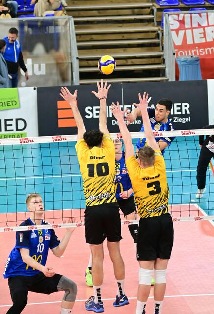 Das Schwung aus den Sätzen drei und vier riss im entscheidenden Moment ab. | Foto: UVC Ried/Wakolbinger