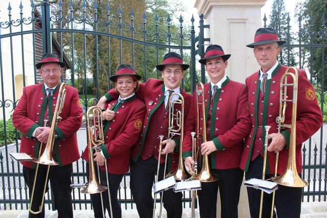Die Tracht der Blasmusik in Heiligeneich. | Foto: Blasmusik Heiligeneich