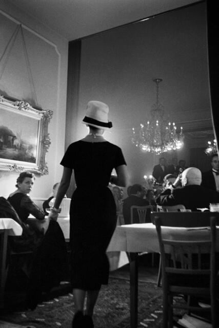 In Kooperation mit dem Fotohof Salzburg widmet sich die Galerie im Westtrakt dem Werk des gebürtigen Lienzers Josef Dapra (1921-2018). | Foto: Fotohof Salzburg