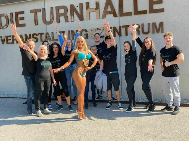 Bodybuilderin Cheyenne Marecki aus Wieselburg möchte sich von Wettkampf zu Wettkampf weiterverbessern und wird im Herbst wieder auf der Bühne stehen.  | Foto: privat