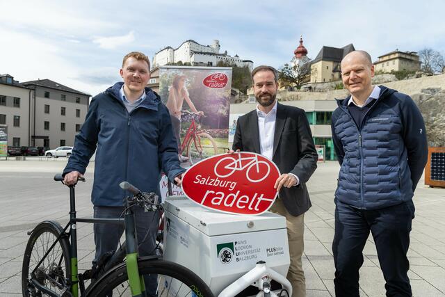 Im Bild: Christoph Langgartner (SALK), Landeshauptmann-Stellvertreter Stefan Schnöll und Michael Hofer | Foto: Land Salzburg/Neumayr/Hofer
