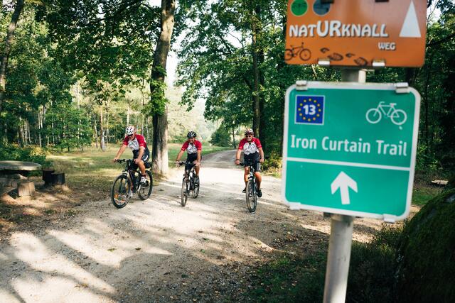 Der Iron Curtain Trail hat landschaftlich als auch kulturell einiges zu bieten. 
 | Foto: Waldviertel Tourismus, Daniel Gollner