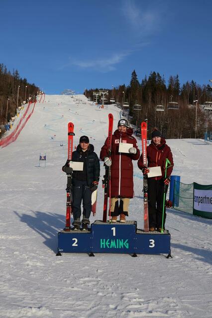 Anna Schilcher stand bei einem FIS-Rennen in Norwegen am obersten Stockerl. | Foto: Schilcher