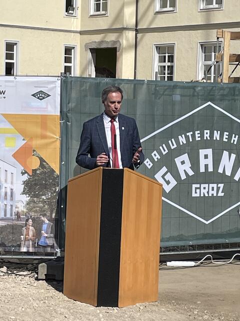 Bürgermeister Fritz Kratzer. | Foto: Kern