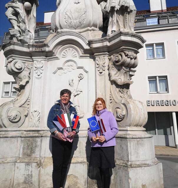 GF Christine Schneider und Leiterin für Interregprojekte und Euregiounterstützung Sylvia Hysek. | Foto: NÖ.Regional