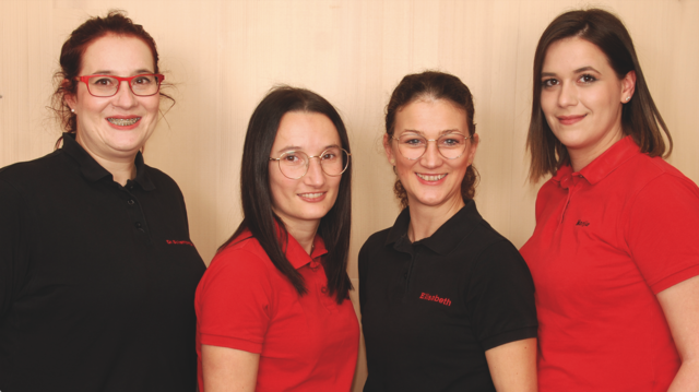 Barbara Schamberger-Ender, Stefanie Dobler, Elisabeth Rauscher und Marija Smiljanic stehen mit Rat und Tat zur Seite. | Foto: Michael Pretis