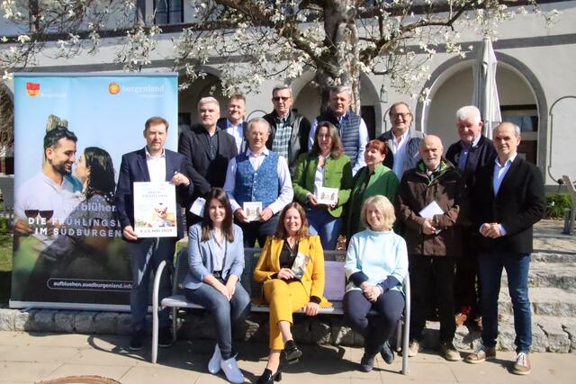 Kultur, Wein, Natur: 18 Veranstalter aus den Bezirken Oberwart, Güssing und Jennersdorf versprechen ihren Gästen "100 Erlebnisse in 100 Tagen". | Foto: Martin Wurglits