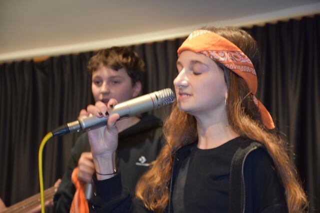 Jugendrotkreuz Bezirkstag in Pabneukirchen. Musik MS Saxen.  | Foto: Zinterhof