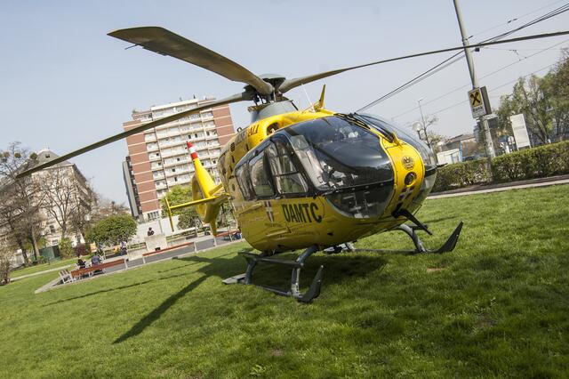Der schwer verletzte Mann wurde mit dem Christophorus 9 Hubschrauber in das Trauma-Zentrum Wien-Meidling gebracht. | Foto: Archiv