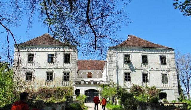 Das Schloss Katzenberg liegt an der alten Römerstraße von Altheim nach Passau im Gemeindegebiet von Kirchdorf am Inn und befindet sich im Ortsteil Katzenberg. 
 | Foto: Innviertel-Tourismus