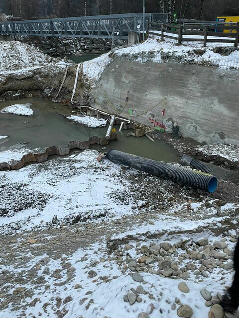 Die Fischwanderhilfe wurde im Winter 22/23 als Ausgleichsmaßnahme für die Erweiterung des Kühtaikraftwerks errichtet.