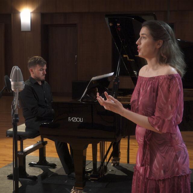 Junge Künstlerinnen und Künstler erwecken Kompositionen aus Frauenhand zum Leben. "Hidden Harmonies" heißt das Projekt in der "Synchron Stage Vienna".  | Foto: Heinz Zeggl
