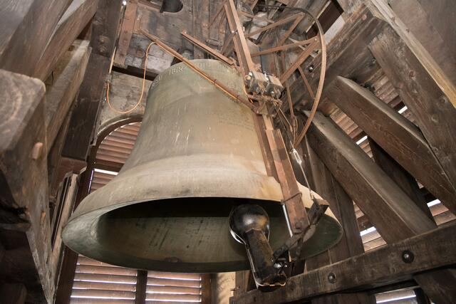 Die Schützenglocke in der Innsbrucker Jesuitenkirche ist die schwerste Kirchenglocke der Diözese Innsbruck. | Foto: Sigl