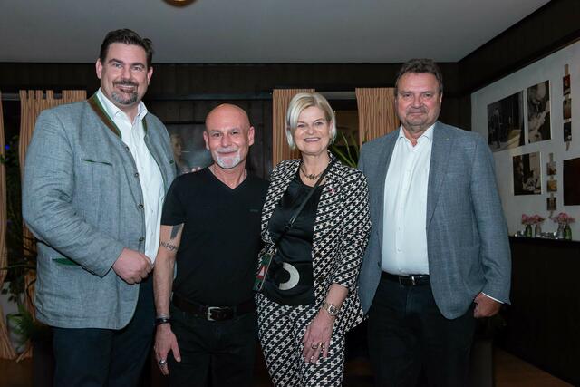 Stefan Steinbichler, Nikou Kawus, Klaudia Tanner und Karl Schlögl. | Foto: Elise Madl