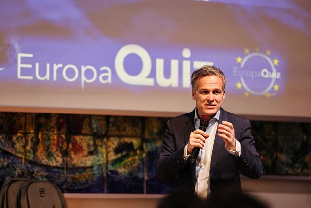 ZIB-Moderator Tarek Leitner moderierte auch 2024 wieder das traditionelle Europaquiz. | Foto: Reischl
