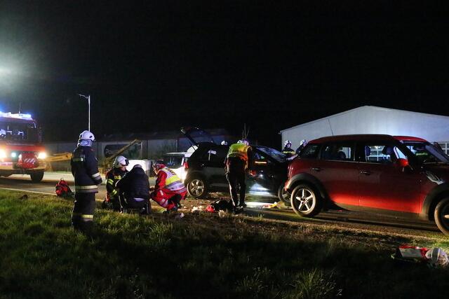 Zu einem schweren Verkehrsunfall kam es am 22. März 2024, gegen 20.00 Uhr, auf der Eisenbundesstraße im Gemeindegebiet St. Ulrich.