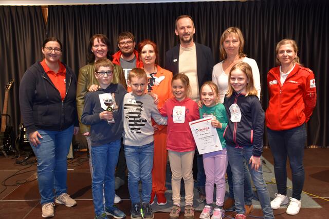 Helfi-Bewerb, Platz 2 für die VS Pabneukirchen.  | Foto: Zinterhof