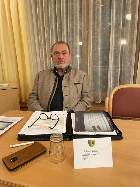 Wolfgang Kalchhauser als Vertreter der Pressbaumer Bürgerinitiative WIR.