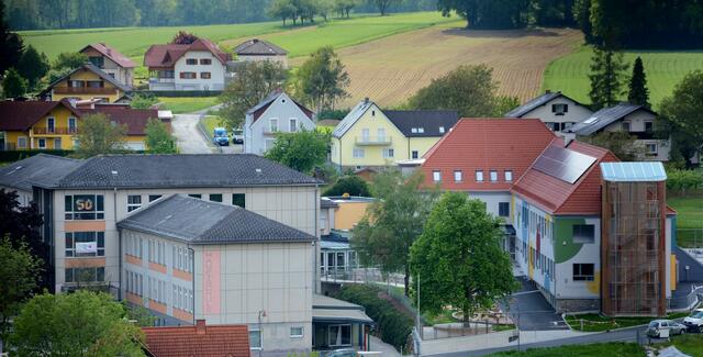 Das Gesamtschulzentrum mit Volksschule, Mittelschule, Kiga und Krippe in Grafendorf. | Foto: Gemeinde Grafendorf