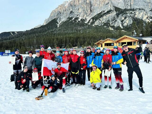 Durch starke Leistungen die Fahne hoch hielten Tirols Nachwuchsbiathleten in Alta Badia in Südtirol. | Foto: WSV Schwoich