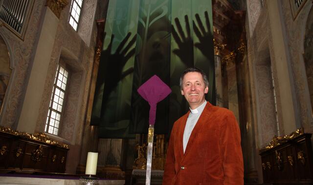 Dompfarrer Peter Allmaier plädiert dafür, dass seine Standeskollegen sich mehr an den "risus paschalis" – das Osterlachen – halten. | Foto: MeinBezirk.at