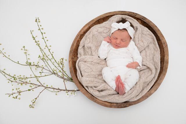 Jana

Geburt: 20.03.2024
Größe: 52 cm
Gewicht: 3560 g
Geburtszeit: 19:54

Julia Jammernegg und Franz Graupp Schwester Mia aus Obervogau. | Foto: Baby Smile