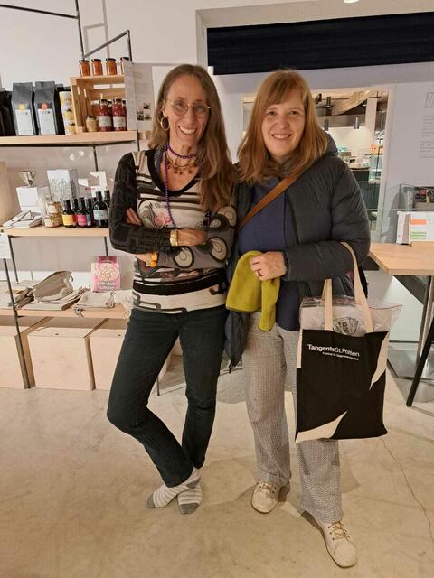 Teresa Distelberger (rechts) mit Kristina Friedrich. | Foto: FRI - Freies Radio Innviertel