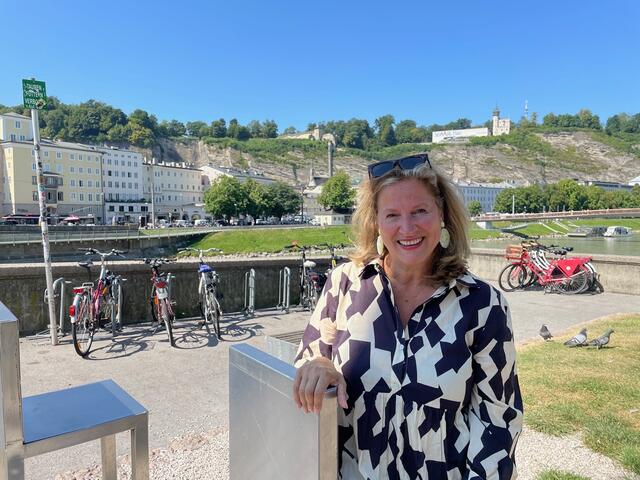 Die Salzburger Fremdenführerin Inez Reichl hat Stadtführungen zu verschiedenen Themen im Repertoire. | Foto: Lisa Gold