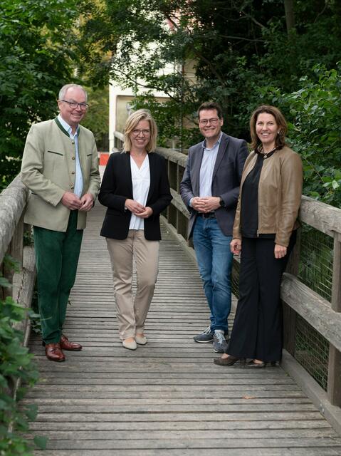 Stephan Pernkopf, Leonore Gewessler, Jürgen Czernohorszky und Edith Klauser. | Foto: Kovacs