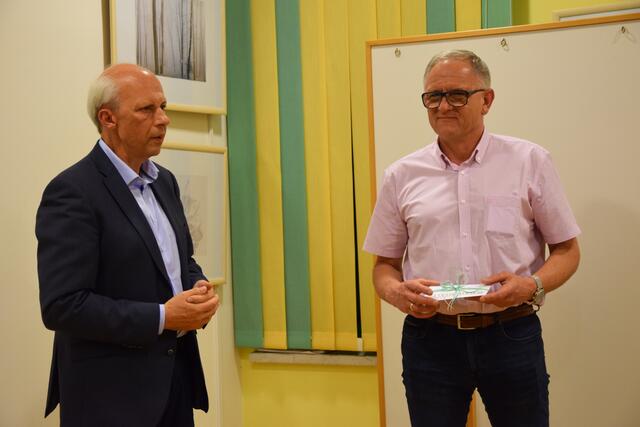 Dank für die langjährige Funktion als Vizebürgermeister von Bgm.Bernd  Hermann